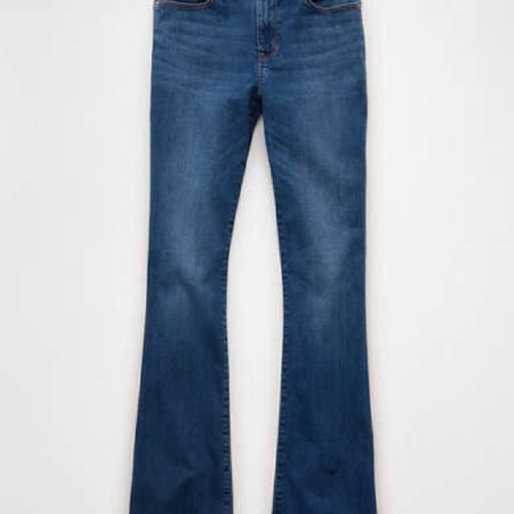 American Eagle High Rise Skinny Kick in Next Level Stretch